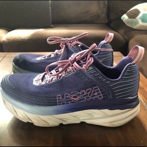 Hoka running shoes size 6